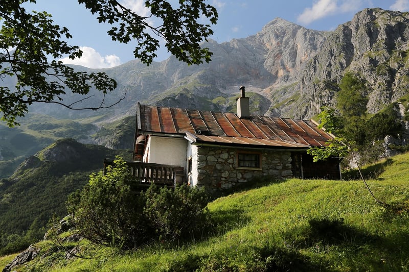 Alpine Lodge Retreat